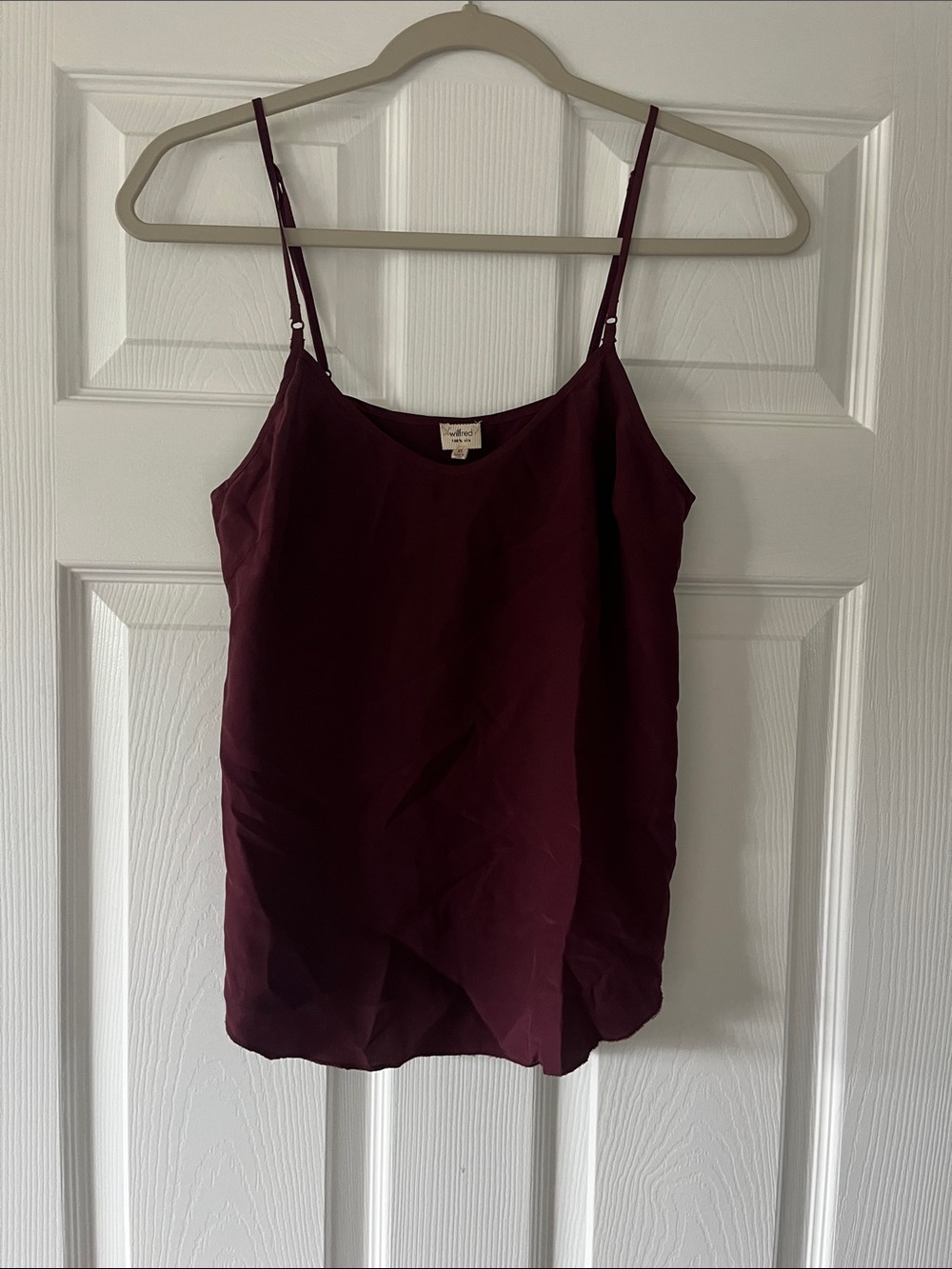 Wilfred 100% silk  Adjustable Strap Cami Tank Top - Burgundy